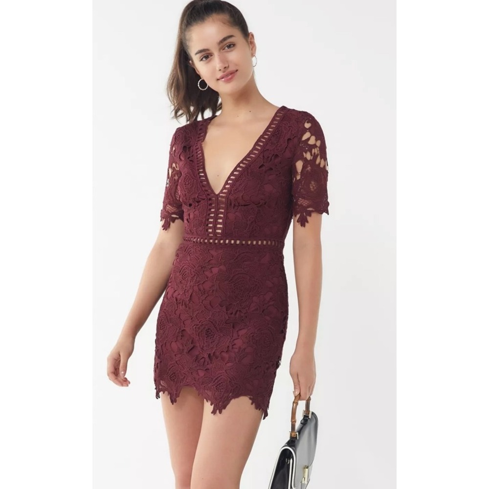 Urban Outfitters Floral Lace Ladder Mini Dress Burgundy Wine V-Neck XS
